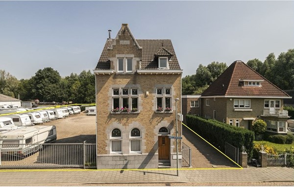 Burg. Slanghenstraat 11, 6433 AR Hoensbroek
